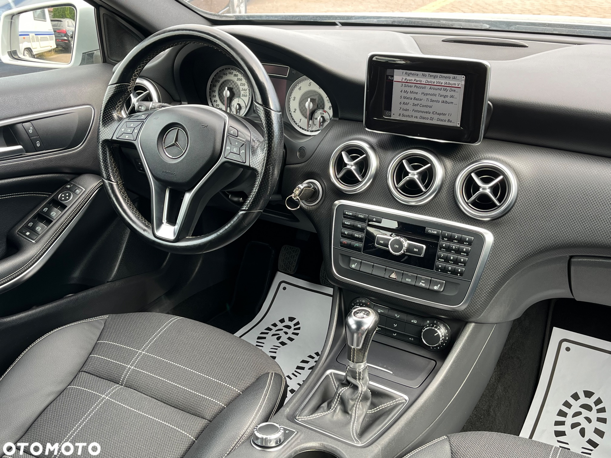 Mercedes-Benz Klasa A 200 SCORE - 38