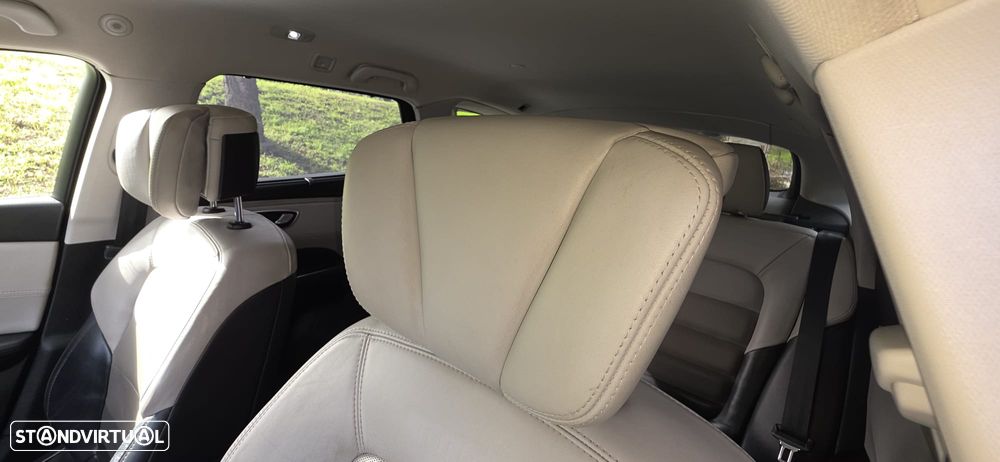 Renault Talisman Sport Tourer 1.7 Blue dCi Initiale Paris - 22