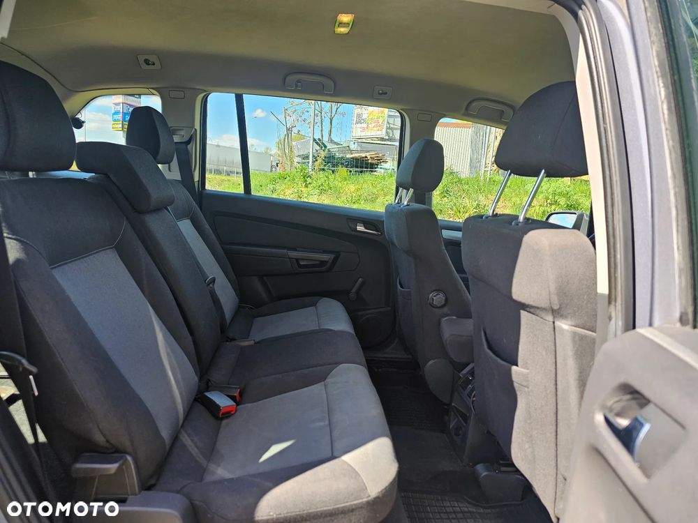 Opel Zafira 1.6 Enjoy - 7