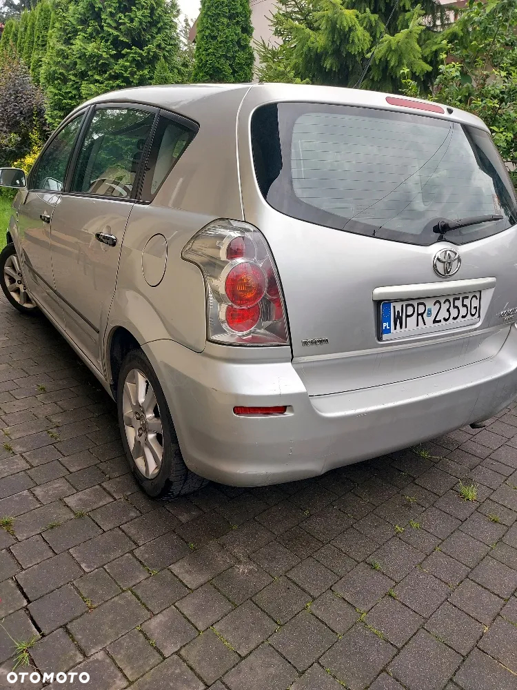 Toyota Corolla Verso 2.0 D-4D Sol - 5