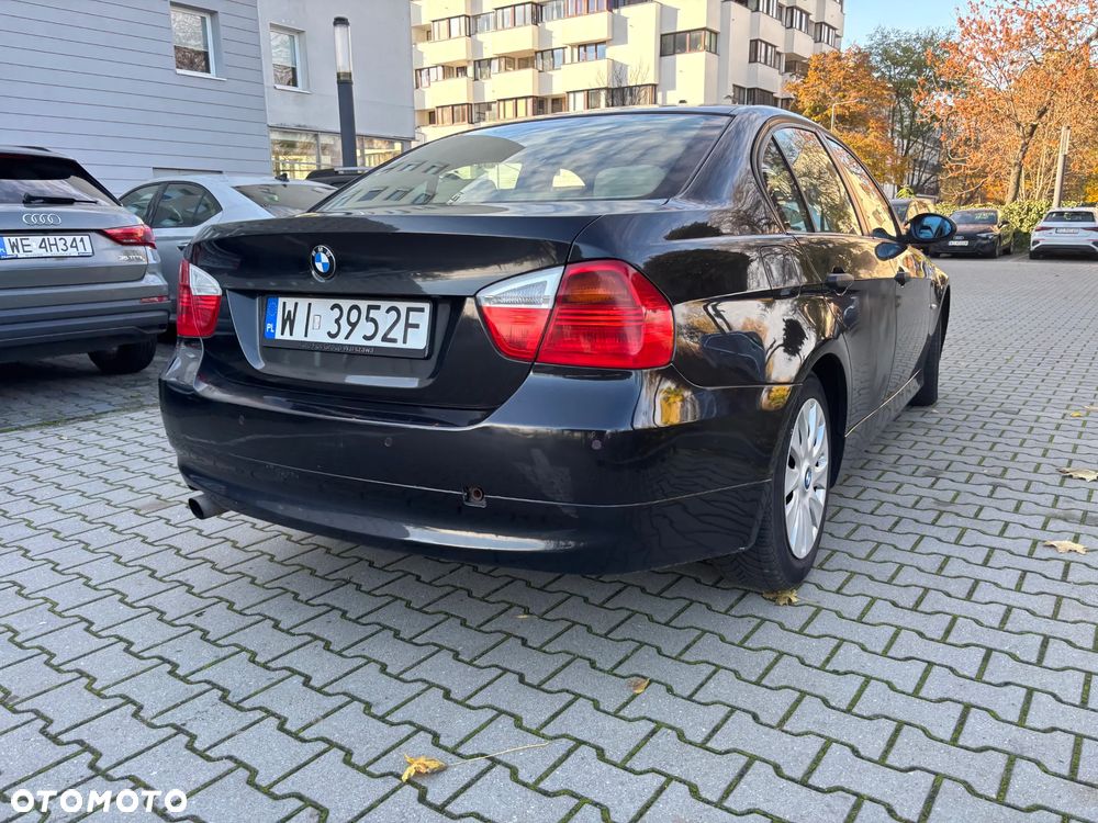 BMW Seria 3 320i - 12