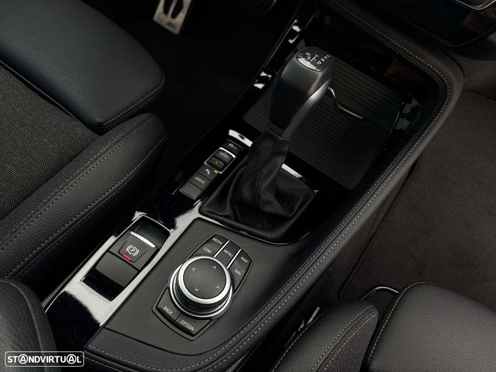 BMW X2 25 e xDrive Pack M - 37