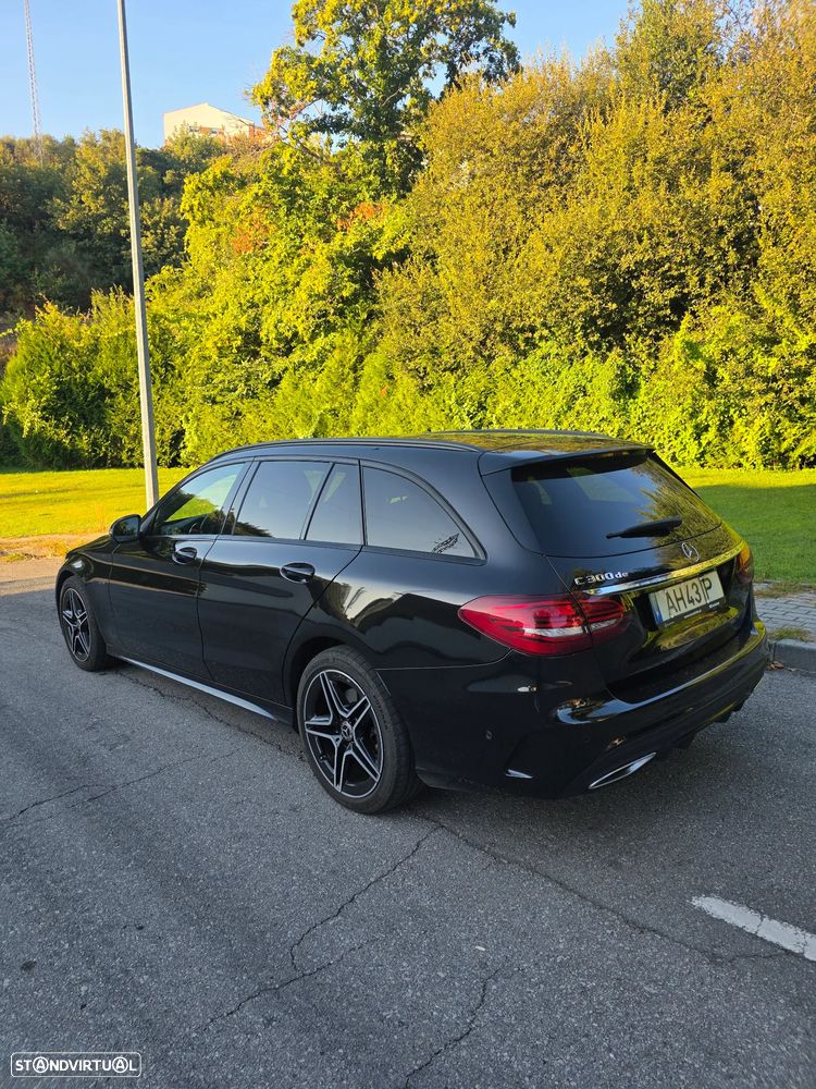 Mercedes-Benz C 300 de AMG Line - 2