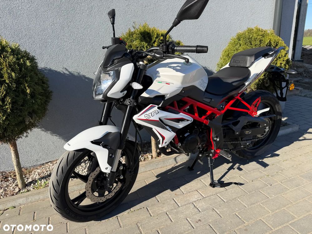 Benelli BN 125 - 8
