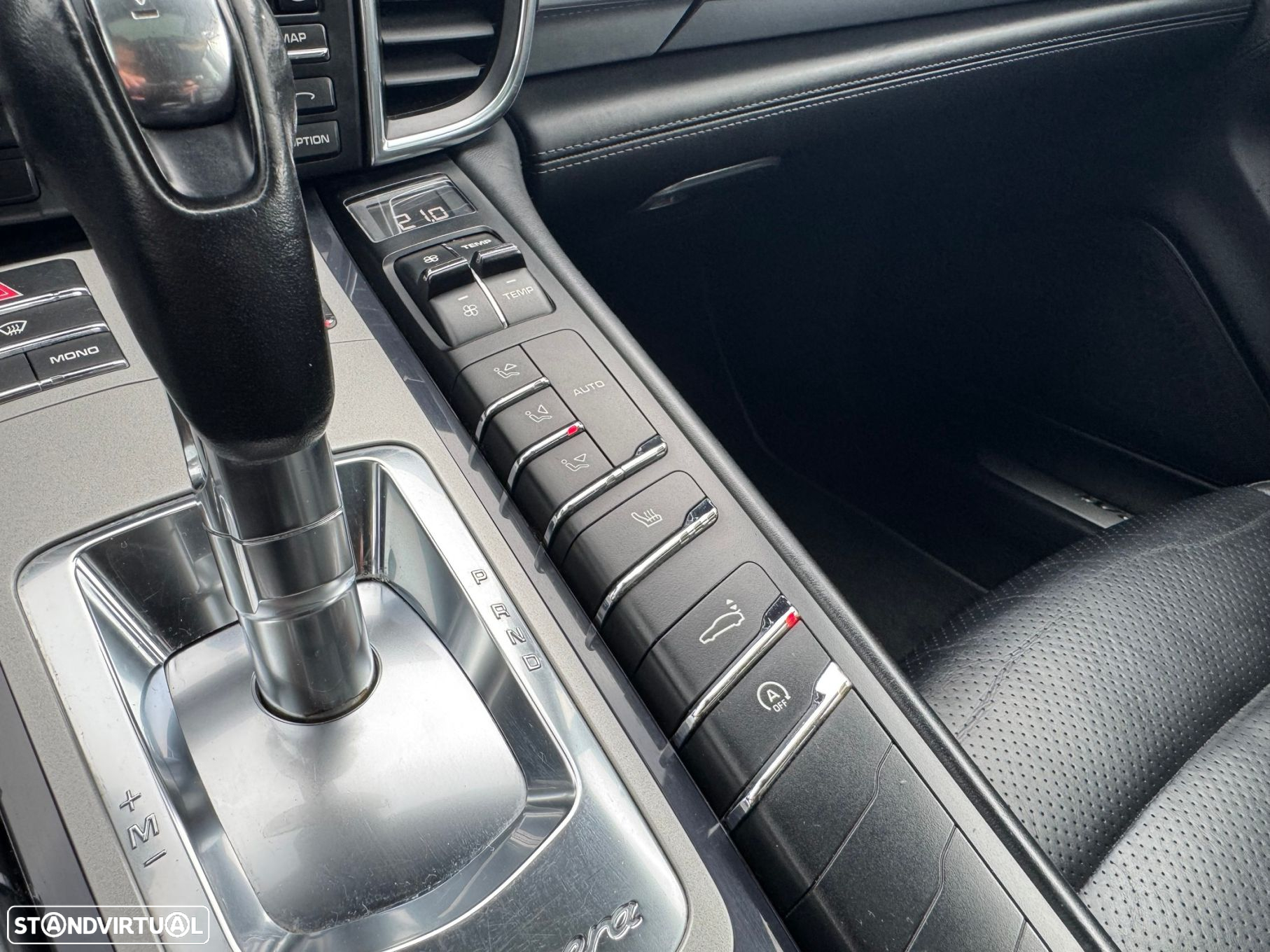 Porsche Panamera Platinum Edition - 17