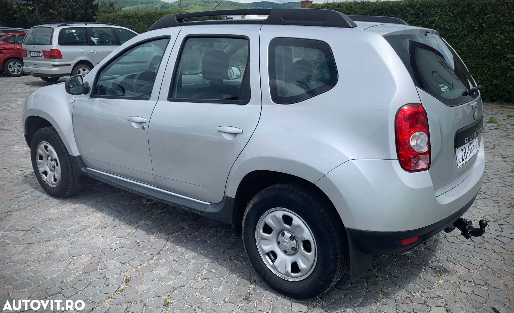 Dacia Duster 1.6 4x4 Laureate - 2