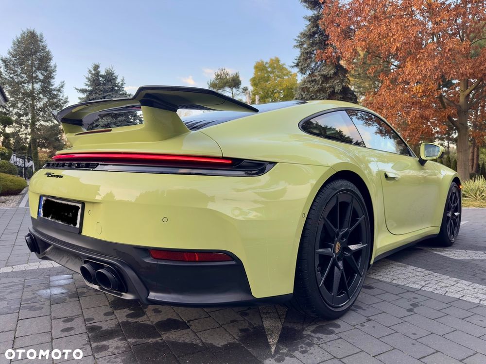 Porsche 911 Carrera - 23