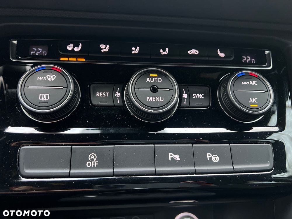 Volkswagen Touran 2.0 TDI BMT United DSG - 35