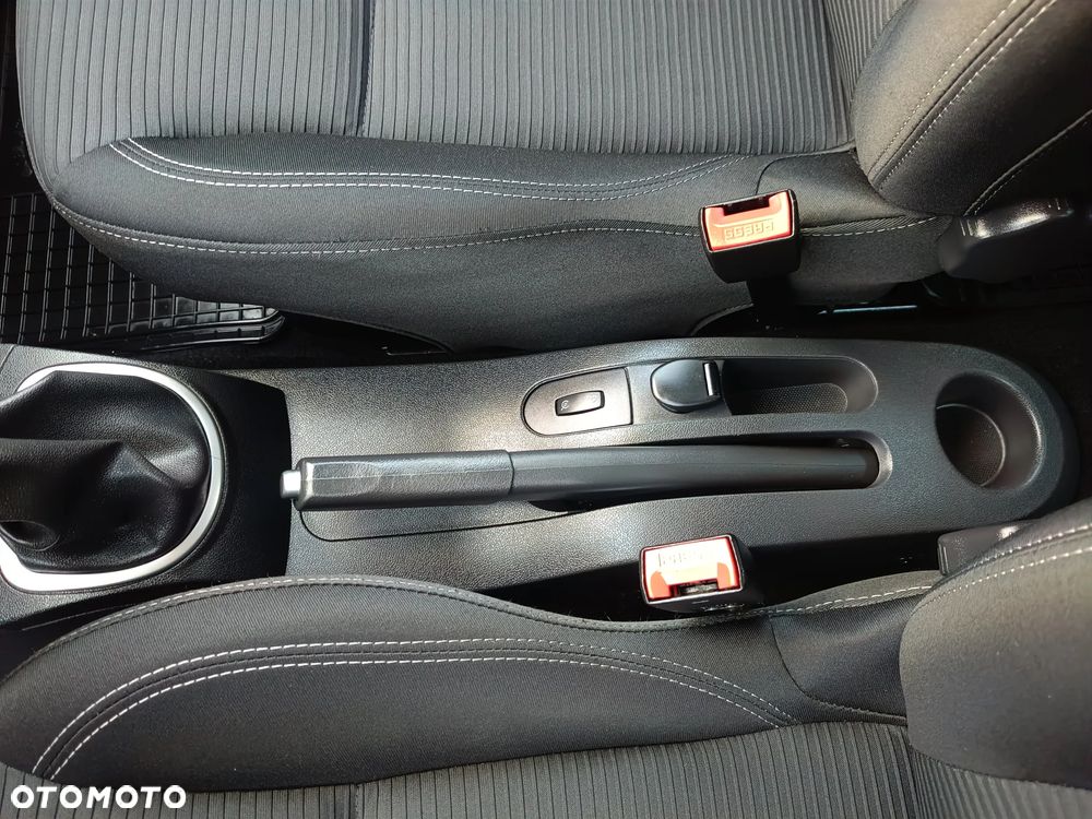 Renault Clio - 22
