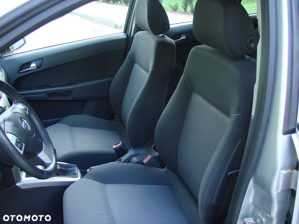 Opel Astra - 14