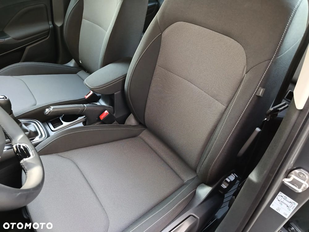 Skoda Fabia 1.0 Ambition - 27