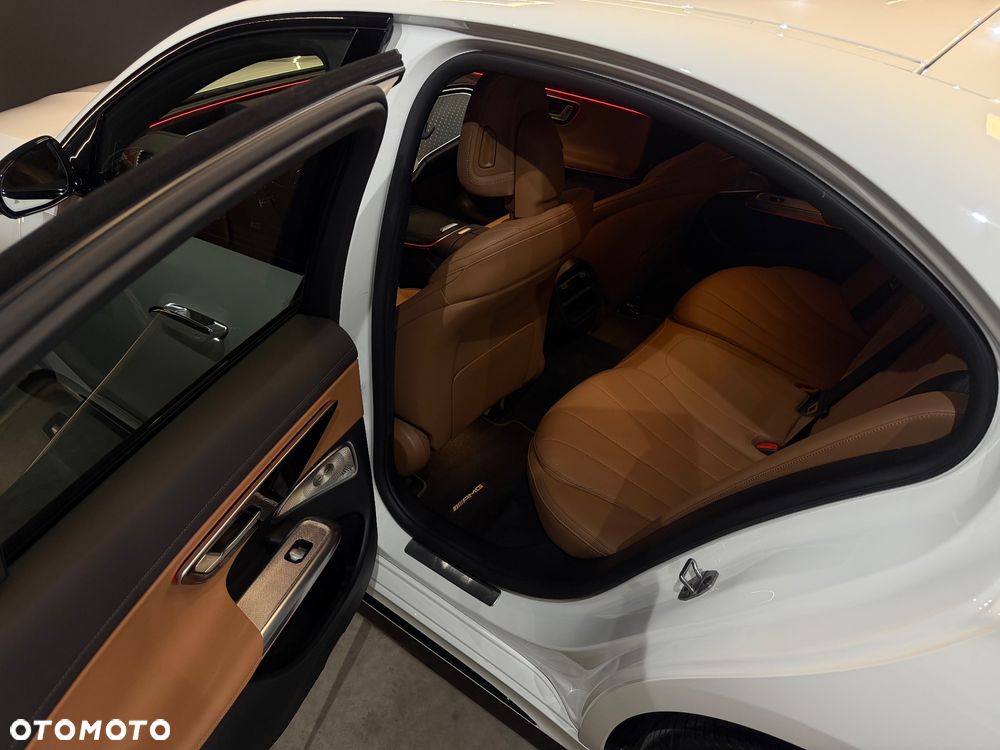 Mercedes-Benz Klasa E 220 d mHEV AMG 9G-Tronic - 15