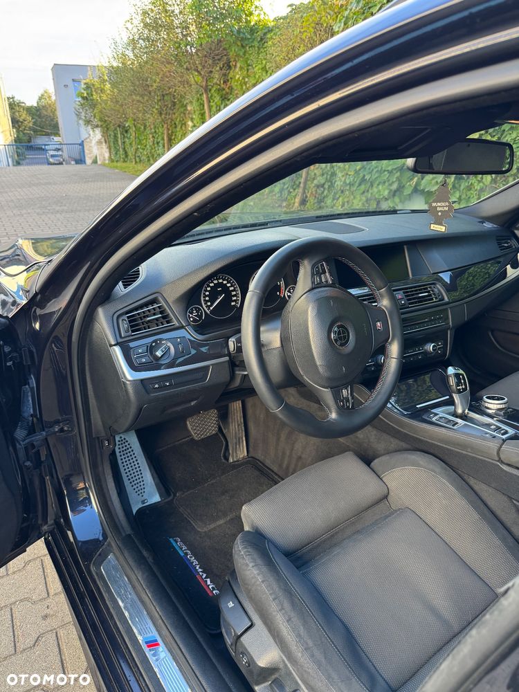 BMW Seria 5 530d Touring Sport-Aut - 11
