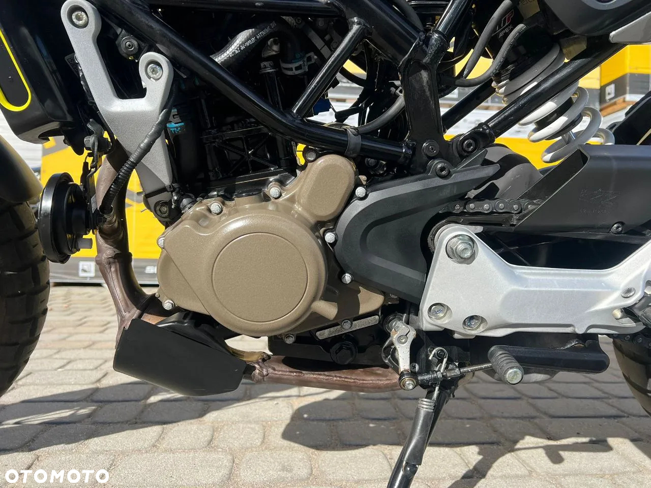 Husqvarna Svartpilen - 7