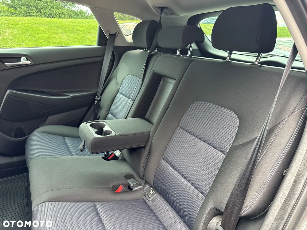 Hyundai Tucson blue 1.7 CRDi 2WD Classic - 16