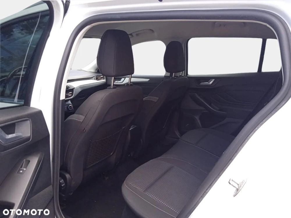 Ford Focus 1.0 EcoBoost Trend Edition Business - 33