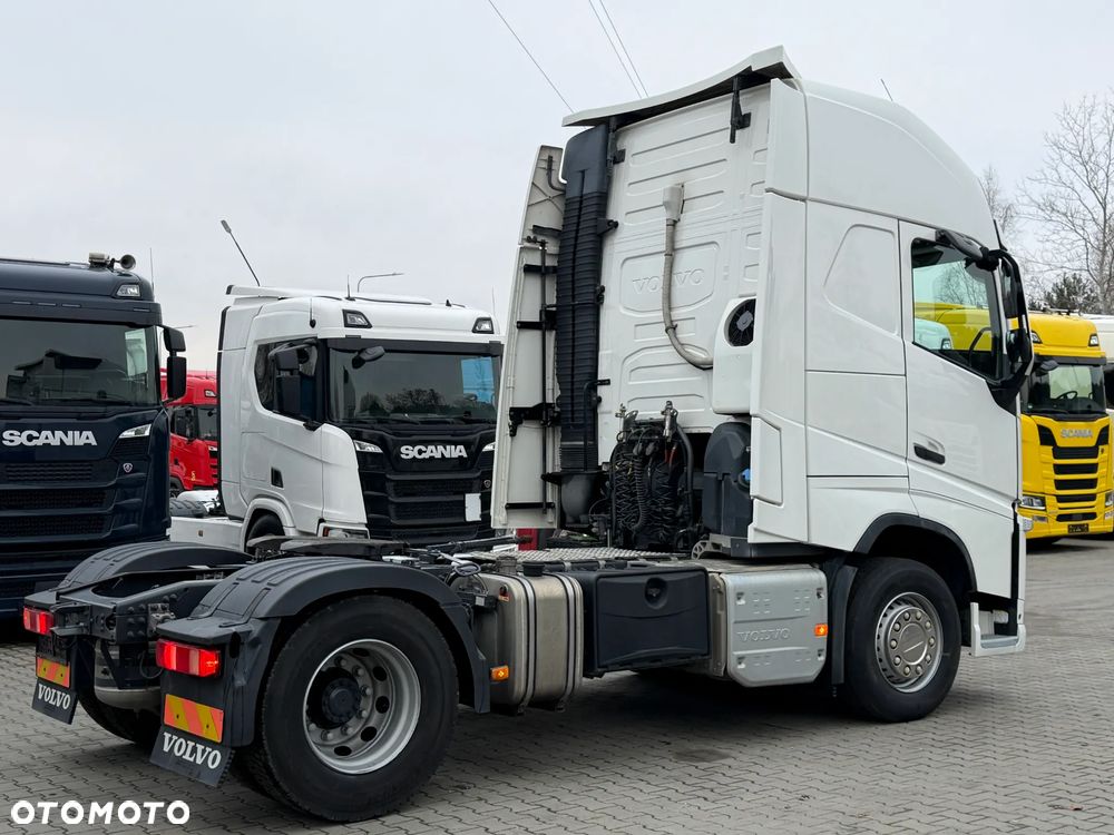 Volvo FH460 z Austrii kabina XL nowa hydraulika 600Tkm oryginalnego przebiegu - 9