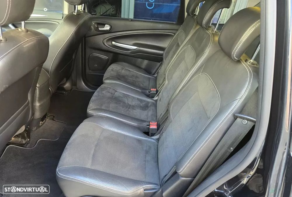 Ford S-Max 2.0 TDCi Titanium 5L - 4