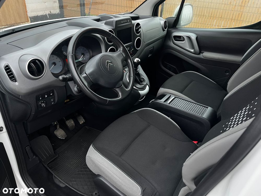Citroën Berlingo Multispace BlueHDi 120 S&S SHINE - 32