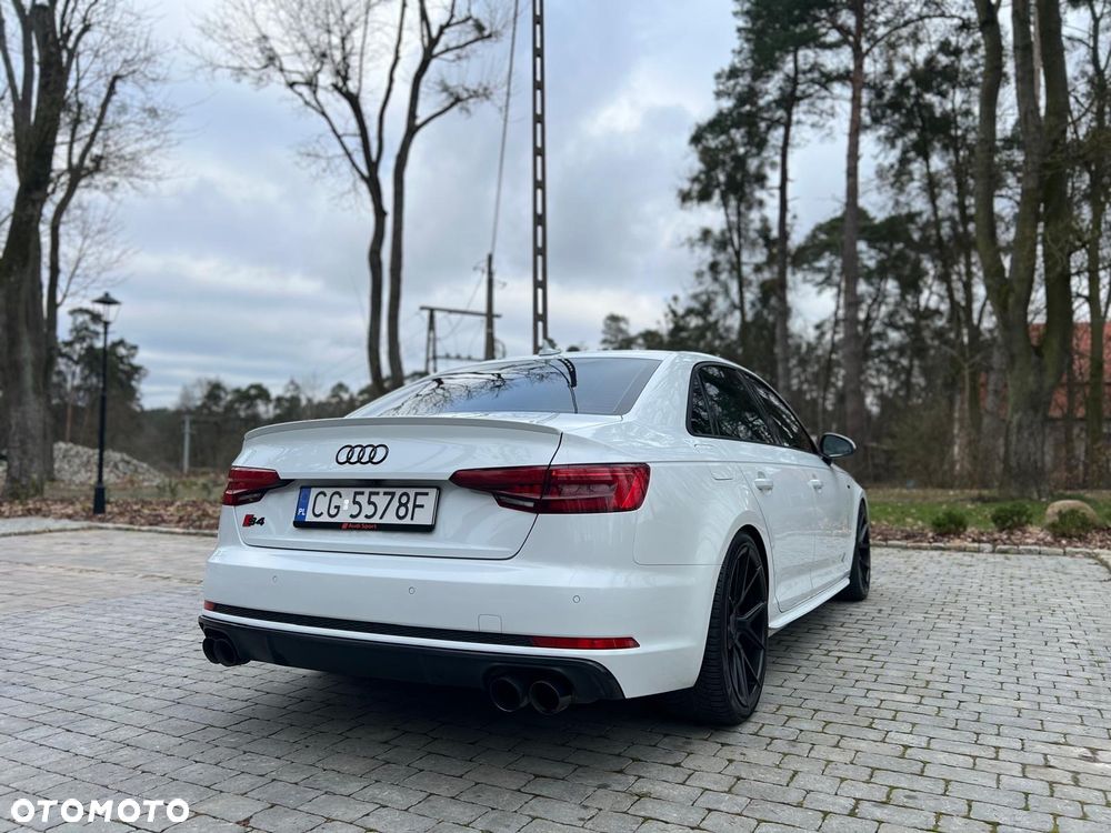 Audi S4 Limousine - 2