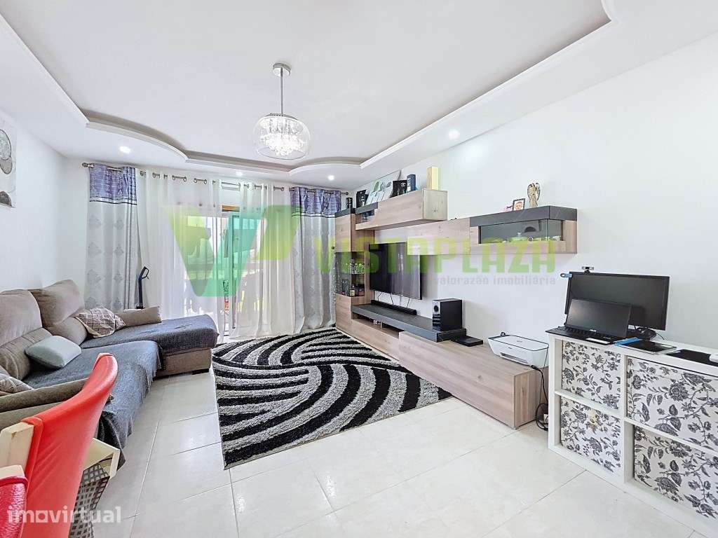 Apartamento T2 na Zona do Chinicato em Lagos, com Lugar de Garagem ... - Grande imagem: 2/23