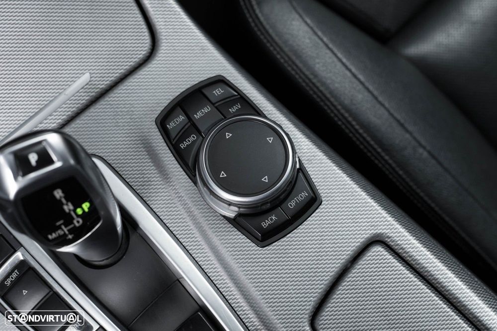 BMW 535 d xDrive Pack M Auto - 23