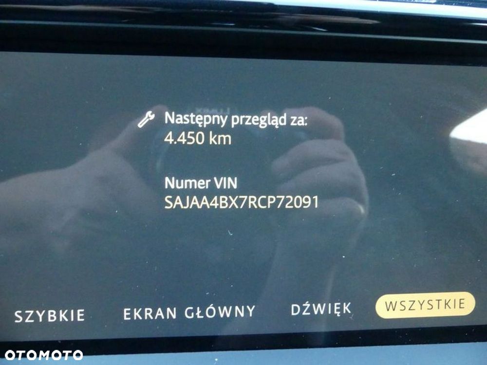 Jaguar XE 2.0 T AWD R-Sport - 17