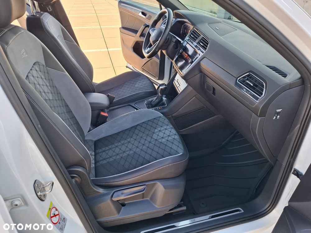 Volkswagen Tiguan Allspace 2.0 TDI R-Line DSG - 22