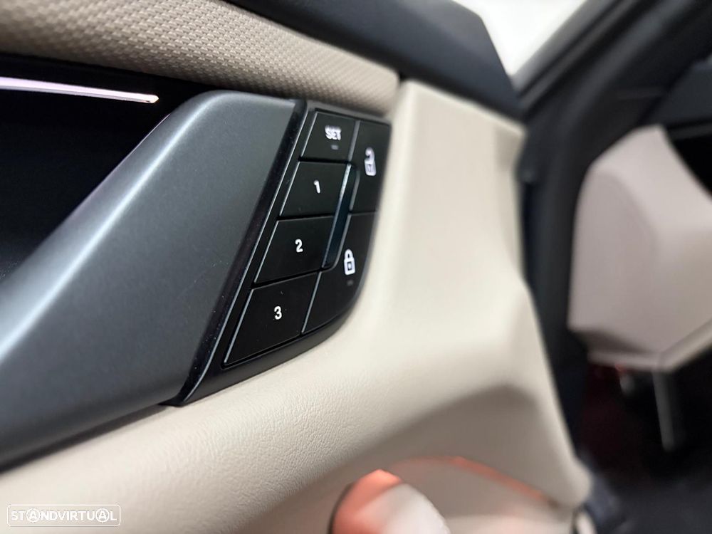 Porsche Taycan Standard - 15