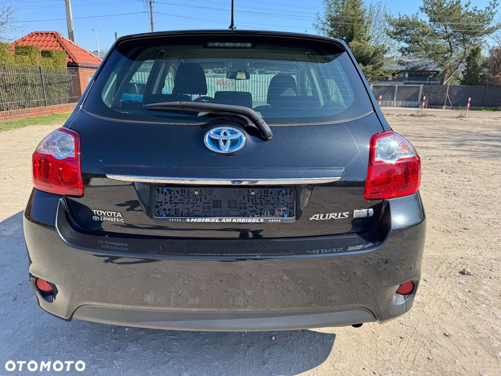 Toyota Auris - 5