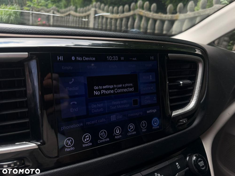 Chrysler Pacifica - 23