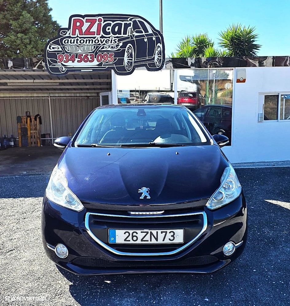 Peugeot 208 1.6 BlueHDi Allure - 2
