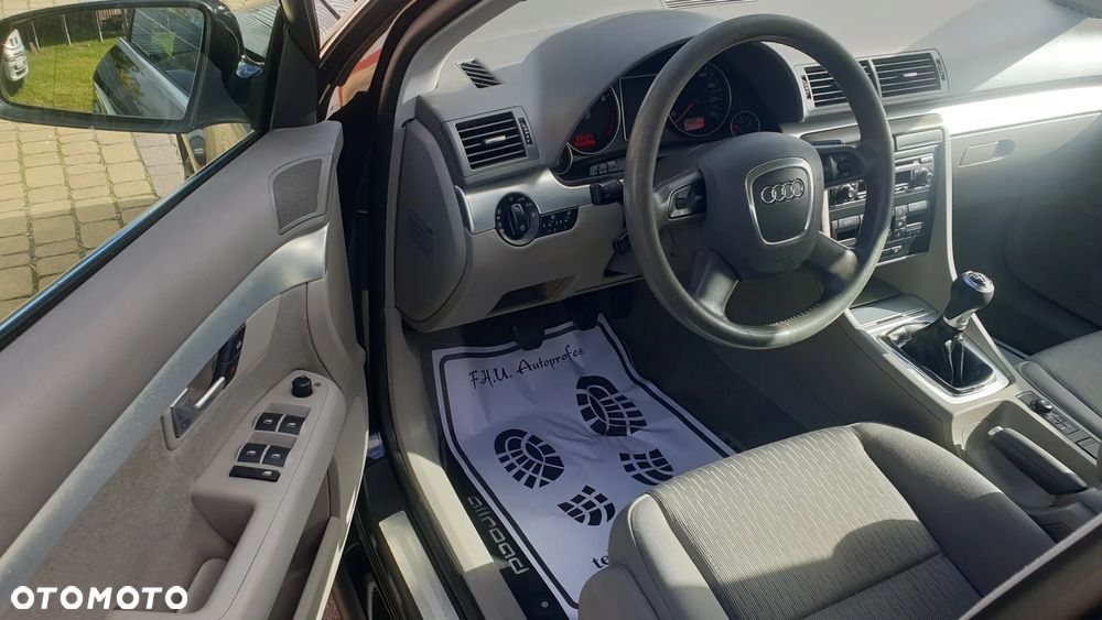 Audi A4 Limousine 1.8 T quattro - 15