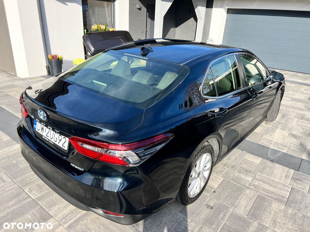 Toyota Camry 2.5 Hybrid Comfort CVT - 25