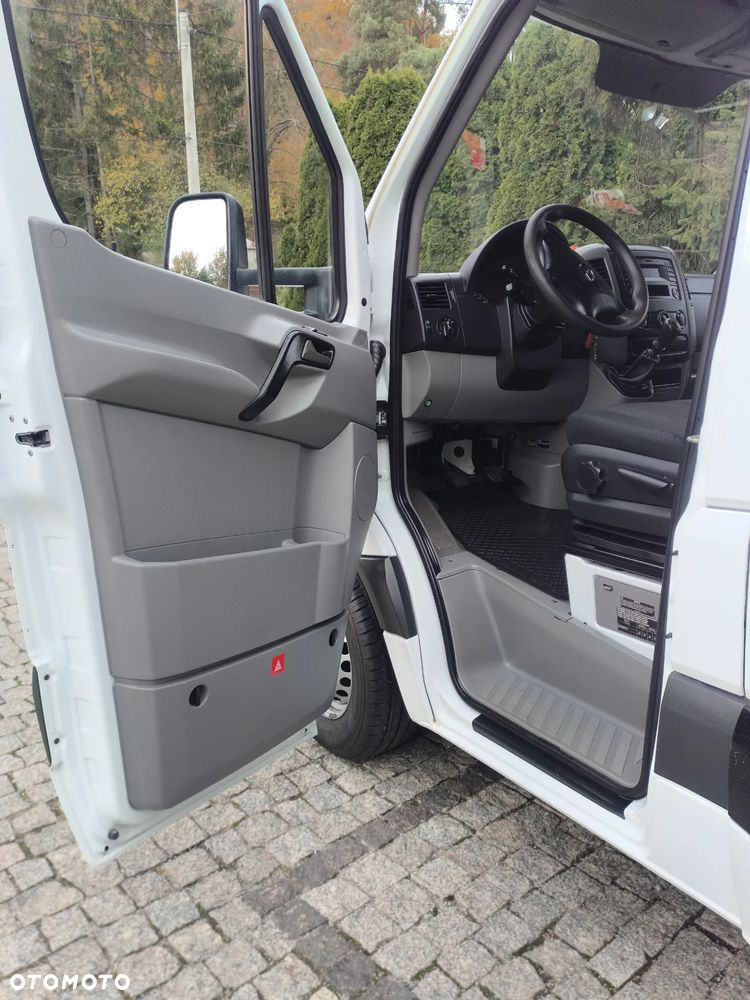 Mercedes-Benz Sprinter - 6