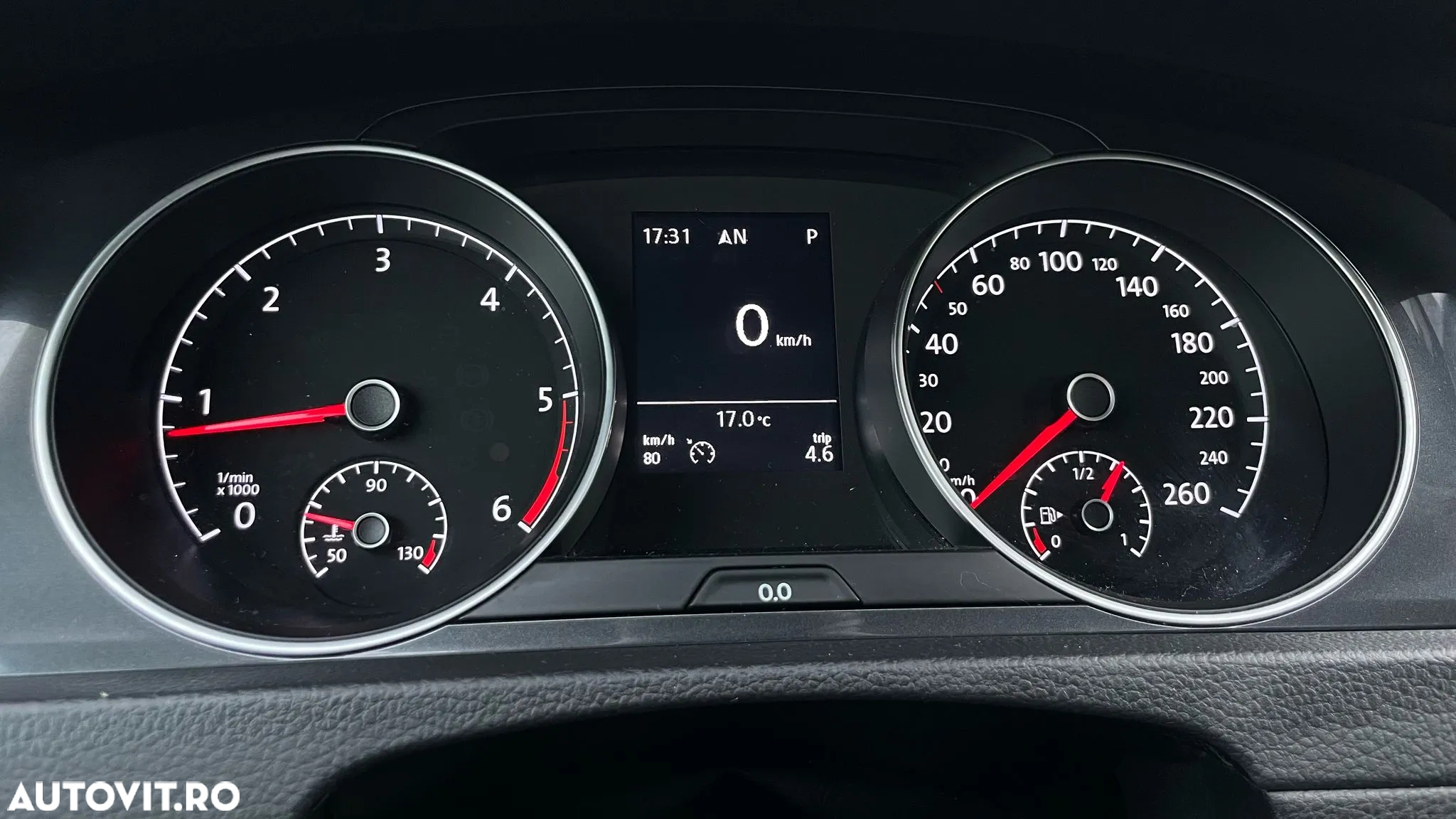 Volkswagen Golf - 13