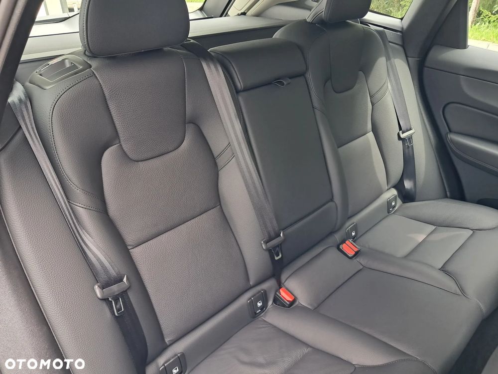 Volvo XC 60 - 19