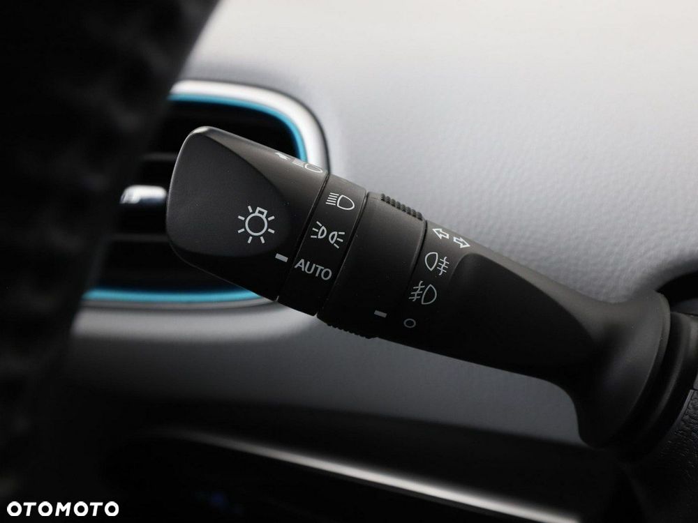 Toyota Prius 1.8 Hybrid Premium - 37