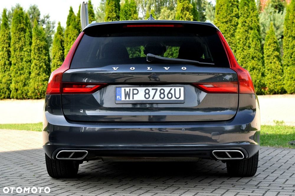 Volvo V90 D3 Momentum Pro - 13