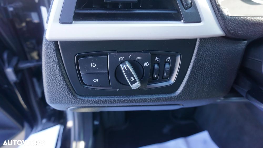 BMW Seria 3 318d Aut. Blue Performance - 20