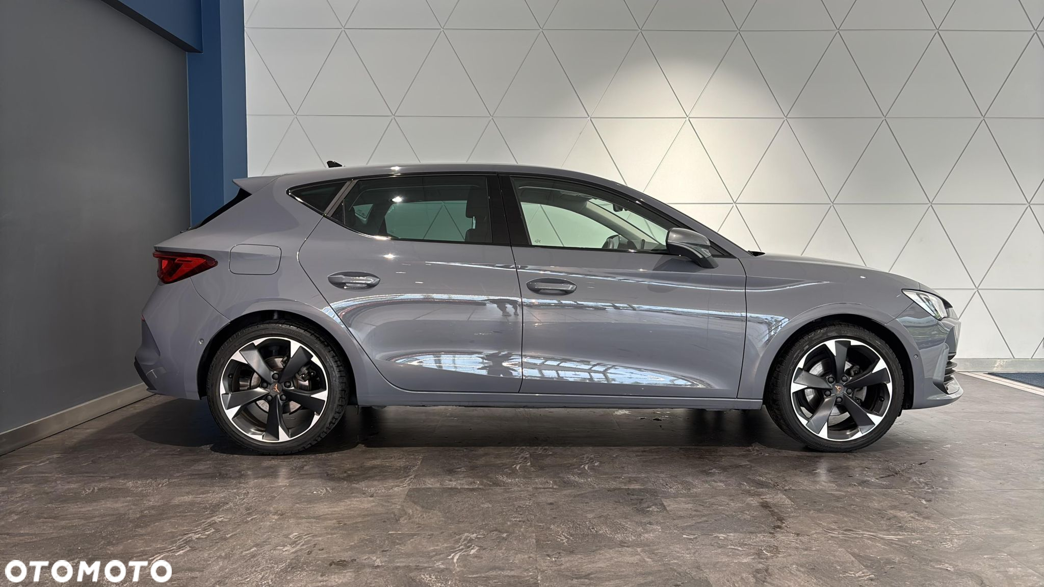 Cupra Leon 1.5 eTSI DSG - 6