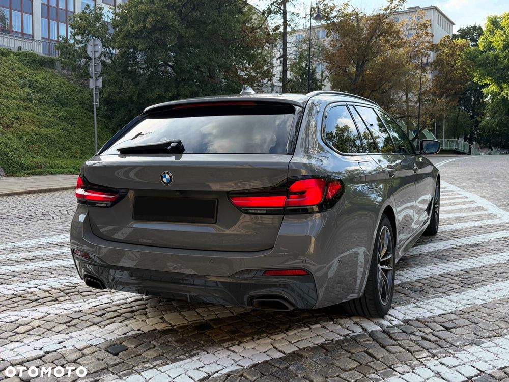 BMW Seria 5 520d M Sport Edition - 9