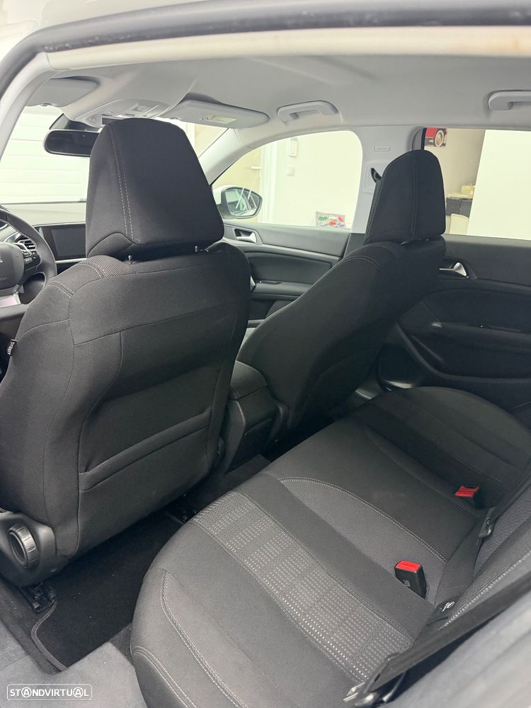 Peugeot 308 - 19
