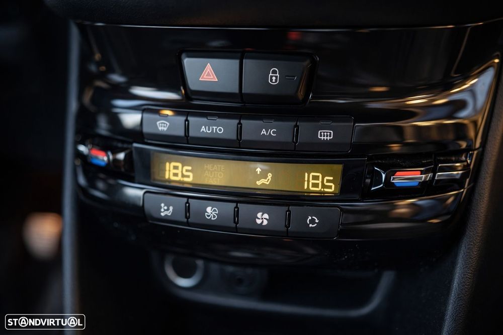 Peugeot 208 1.6 BlueHDi Allure - 10