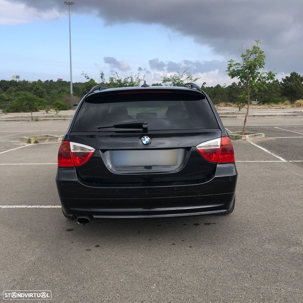 BMW 320 d Navigation Sport - 6