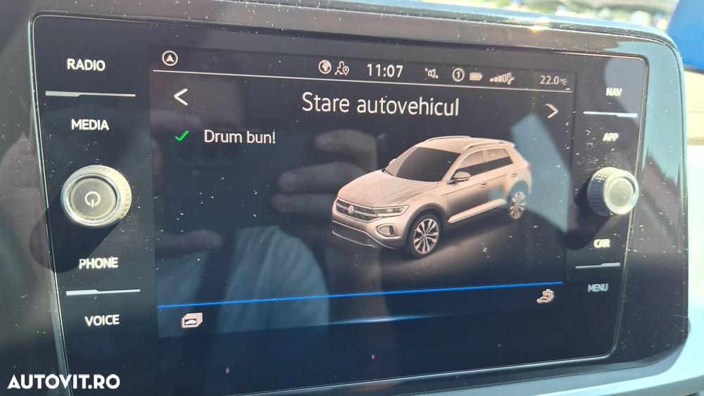 Volkswagen T-Roc 1.5 TSI DSG Life - 24