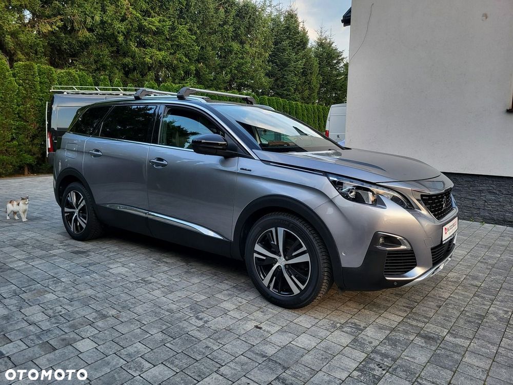 Peugeot 5008 - 5
