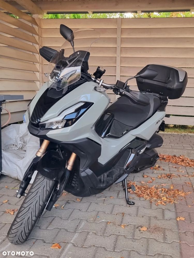 Honda ADV350 - 5