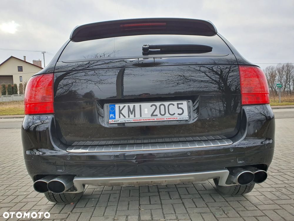 Porsche Cayenne - 17