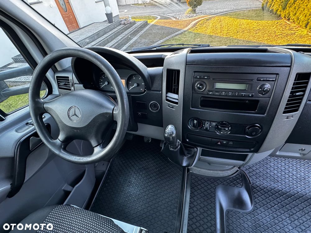 Mercedes-Benz Sprinter 906 516 - 13